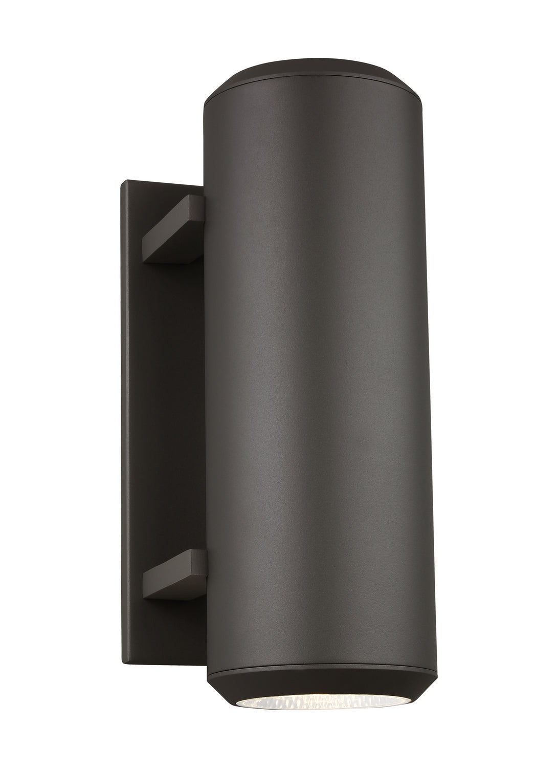 Aspenti Outdoor (Wet) Wall Lantern by Visual Comfort Modern