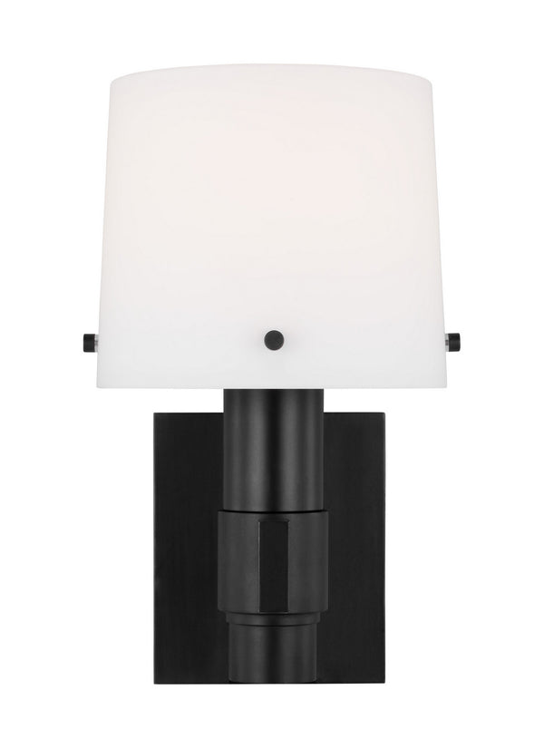 Palma Outdoor (Damp) Sconce by Visual Comfort Studio