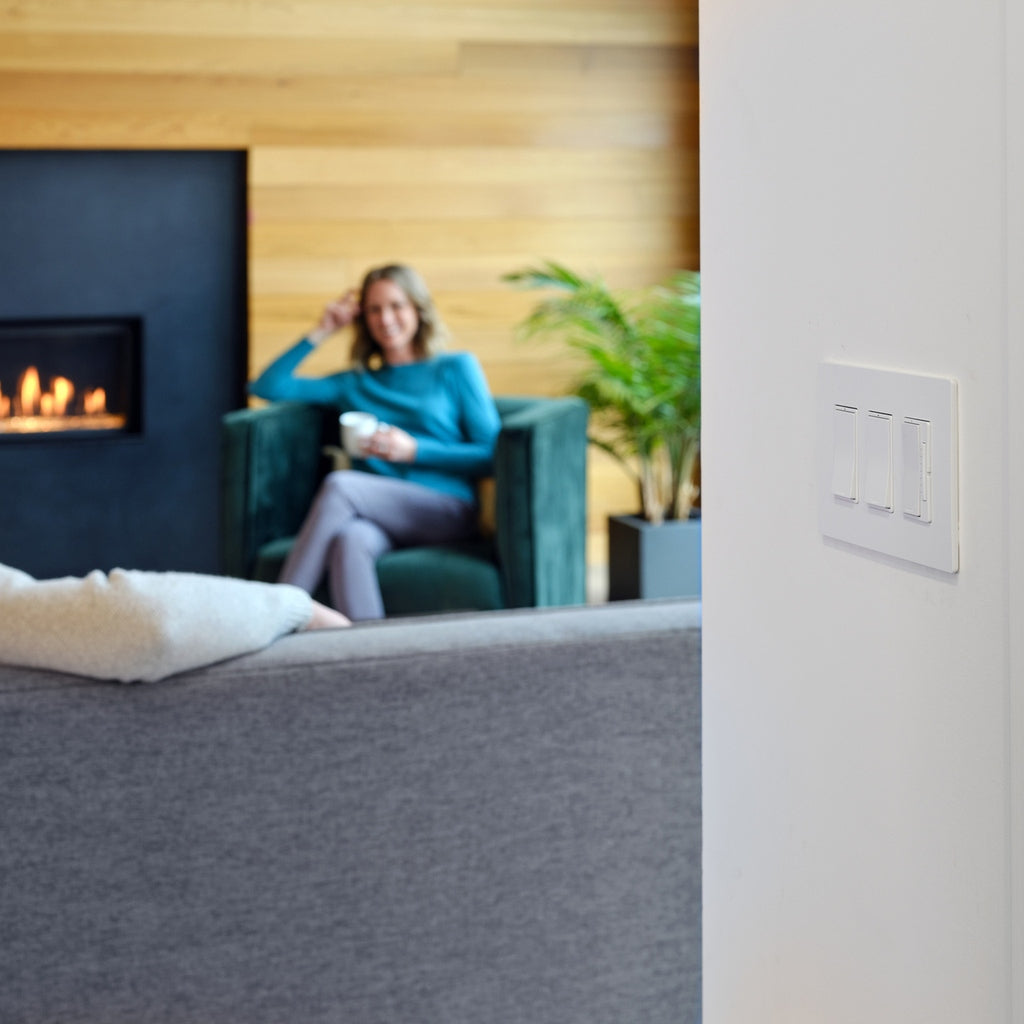 Legrand-WNRL50WH|ALT|1