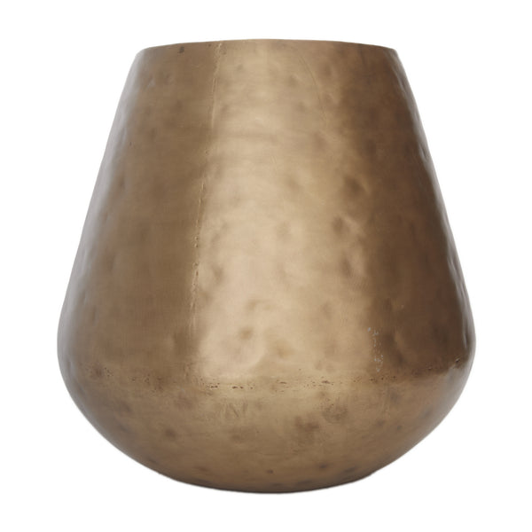 Soad Vase by Arteriors