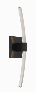 George Kovacs-P5502-691-L|MAIN