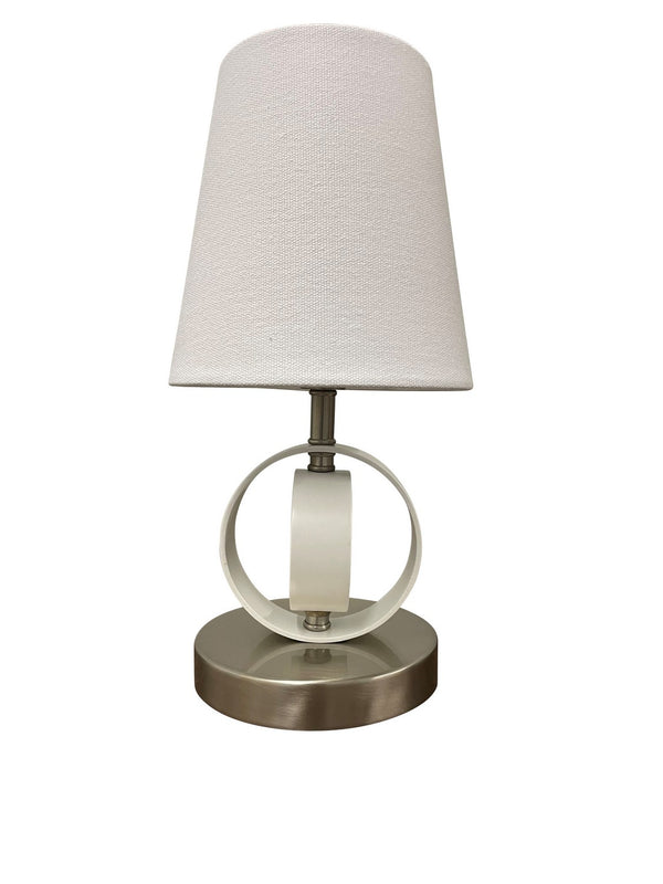 Bryson Lamp by House of Troy