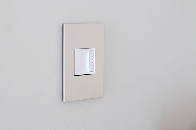 Legrand-AWP1G2OM|ALT|10