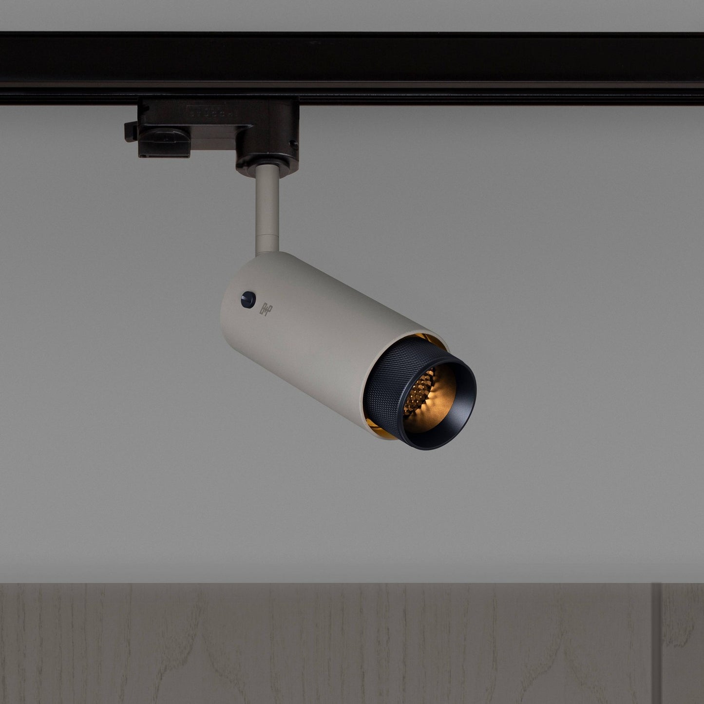 Buster + Punch-NEIG-224049|MAIN