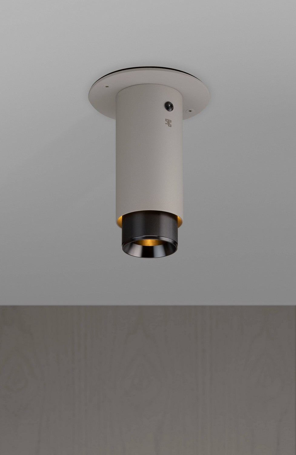 Buster + Punch-NEIG-654021|MAIN