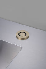 Buster + Punch-NKT-054057|MAIN