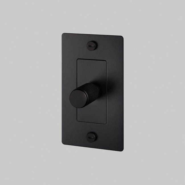 Buster + Punch-NDK-023796|MAIN