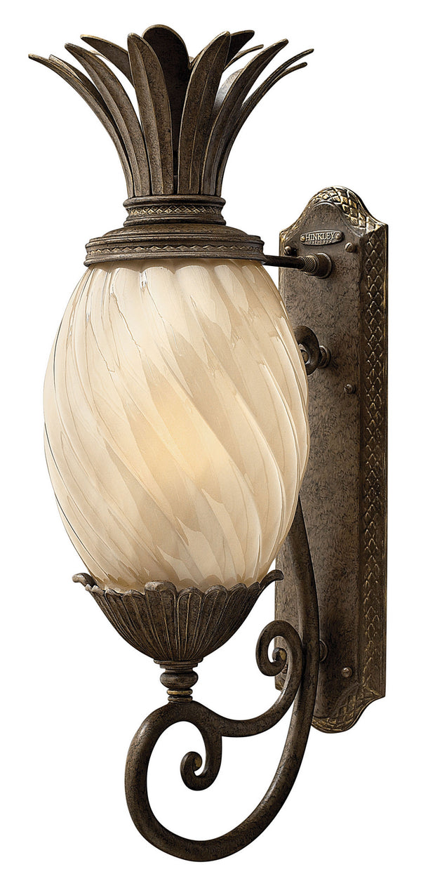 Plantation Outdoor (Wet) Wall Lantern by Hinkley