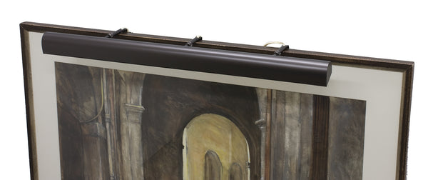 Classic Traditional Picture Light by House of Troy