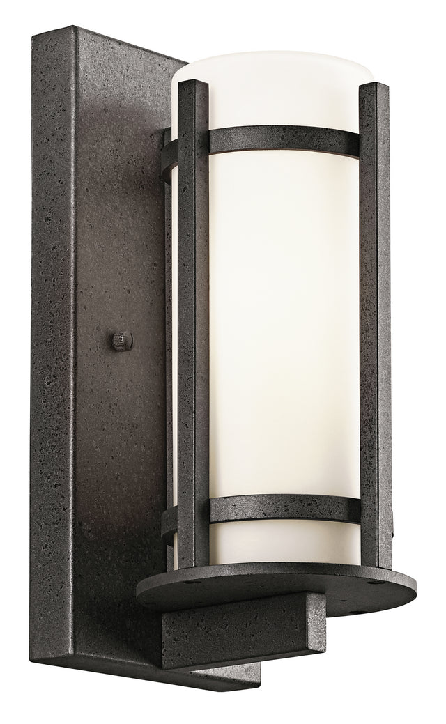 Camden Outdoor (Wet) Wall Lantern by Kichler