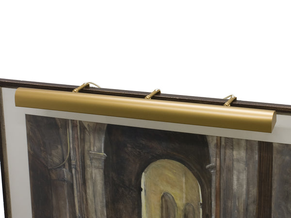 Classic Traditional Picture Light by House of Troy