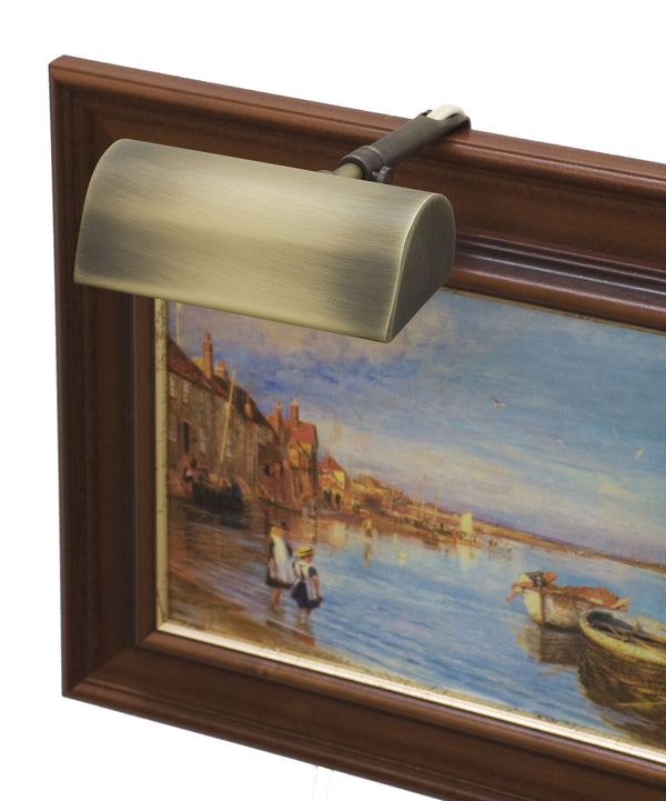 Classic Traditional Picture Light by House of Troy