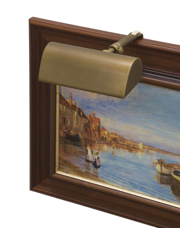 Classic Traditional Picture Light by House of Troy