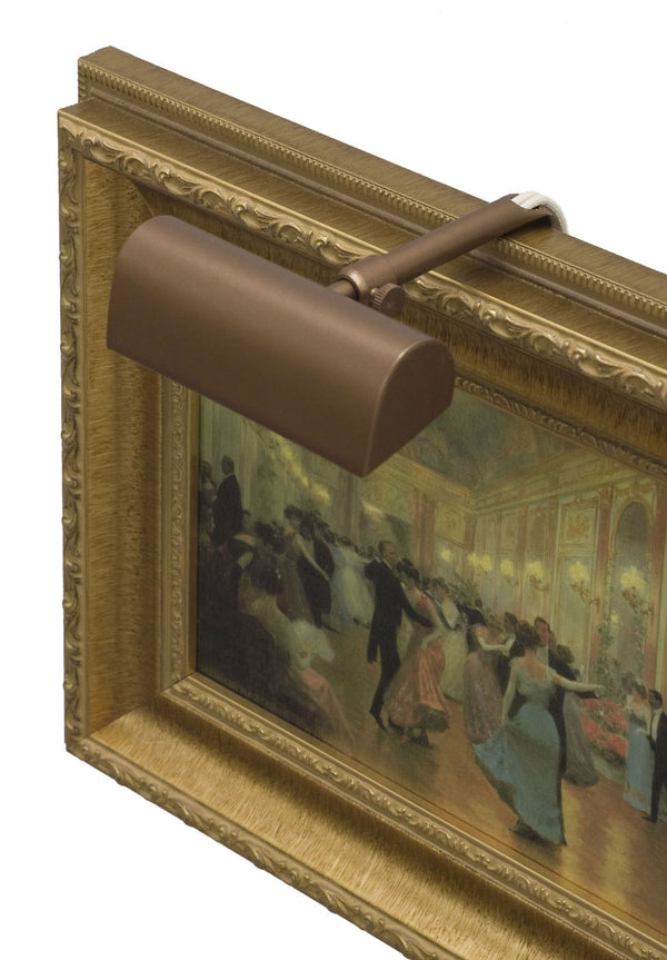 Classic Traditional Picture Light by House of Troy