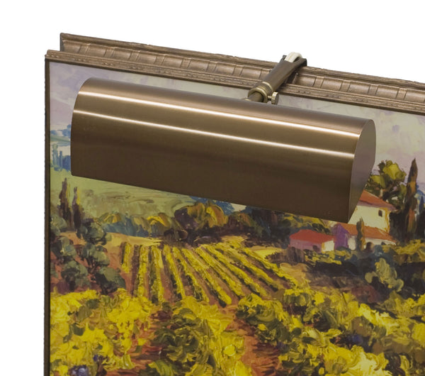 Classic Traditional Picture Light by House of Troy