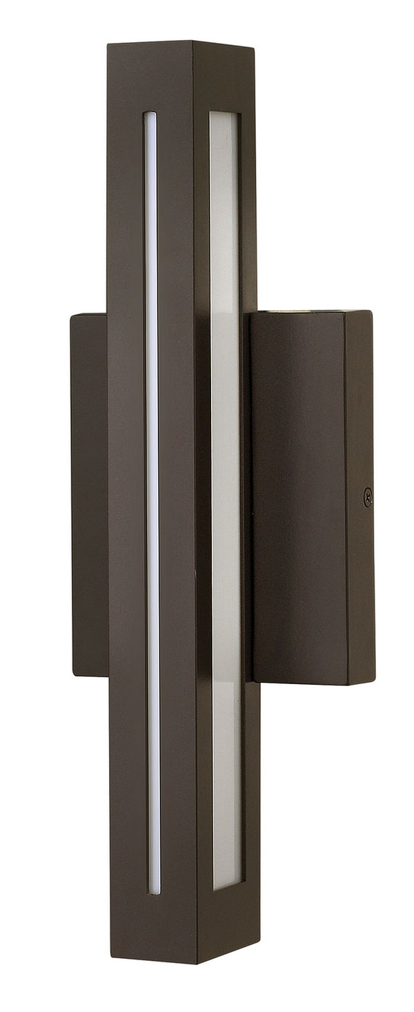 Vue Outdoor (Wet) Sconce by Hinkley