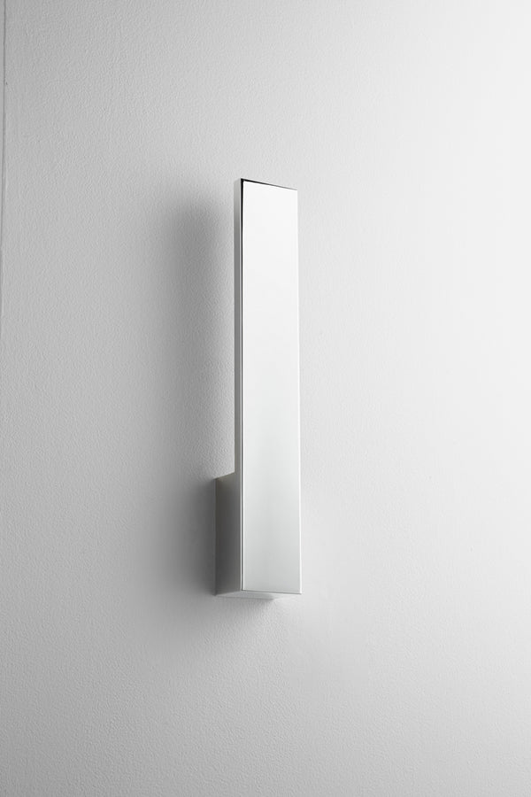 Icon Outdoor (Damp) Sconce by Oxygen