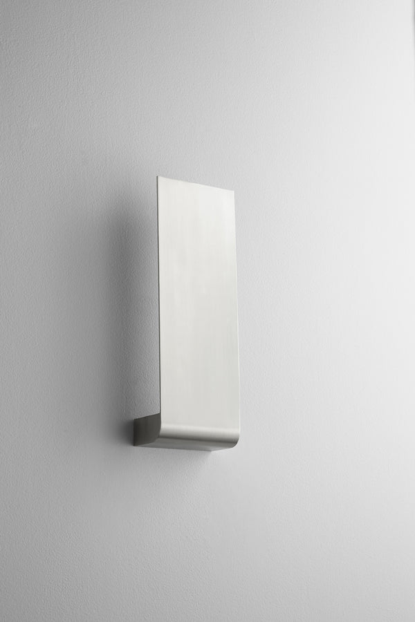 Halo Outdoor (Damp) Sconce by Oxygen