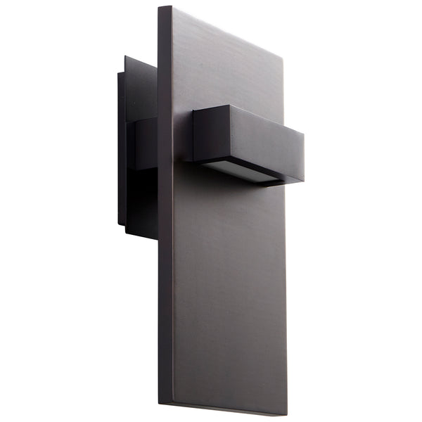 Vela Outdoor (Damp) Sconce by Oxygen