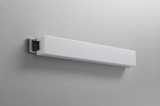 Axel Vanity by Oxygen