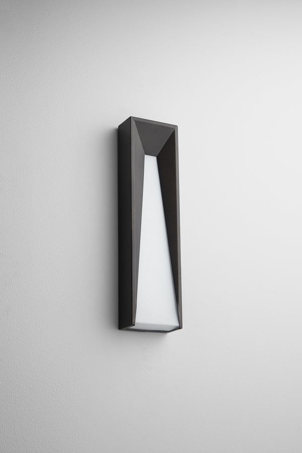 Calypso Outdoor (Wet) Lantern by Quorum