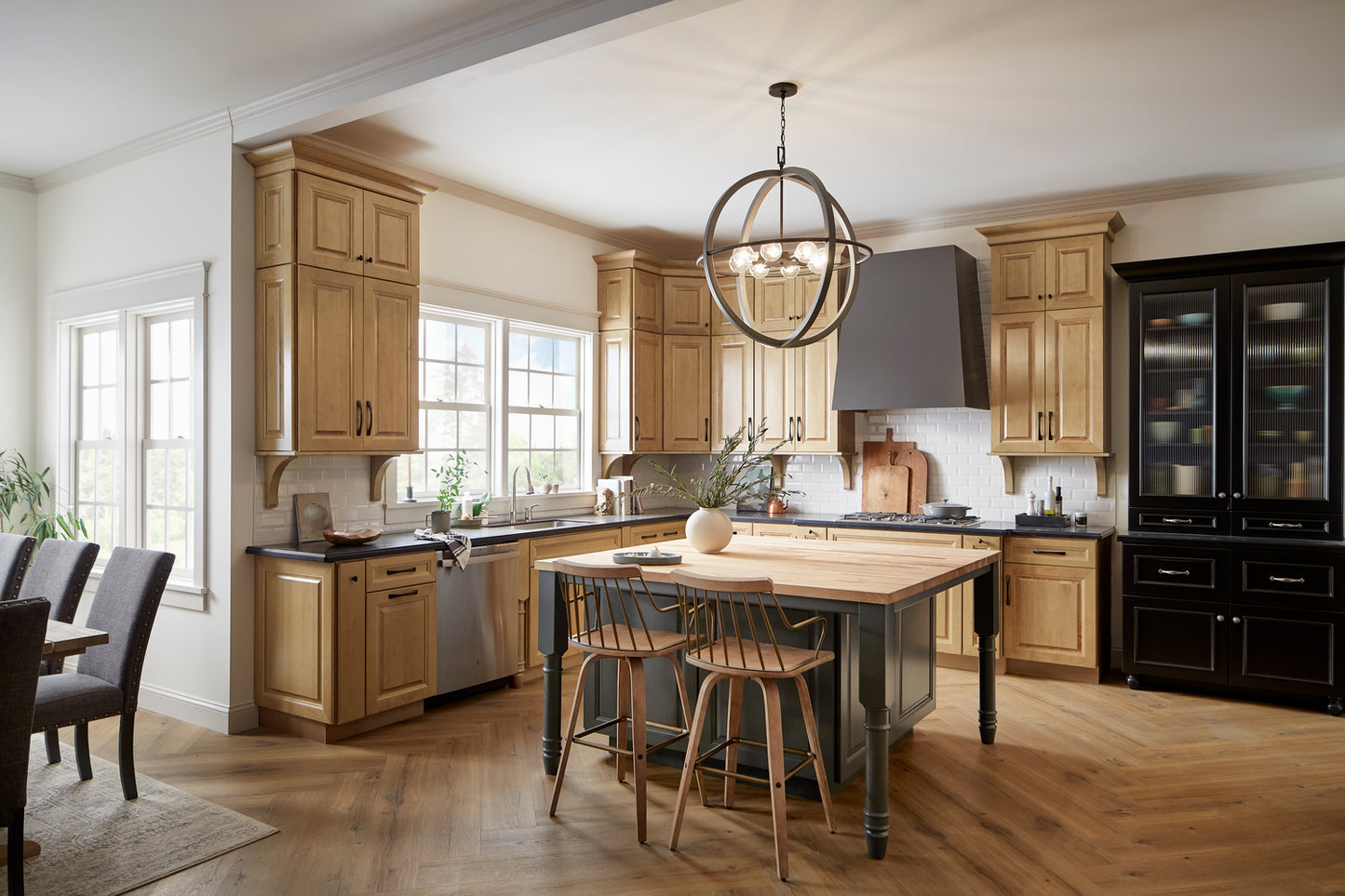 Hinkley-3428DC|ALT|4