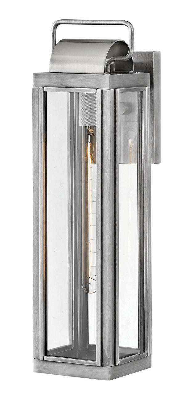 Sag Harbor Outdoor (Wet) Wall Lantern by Hinkley