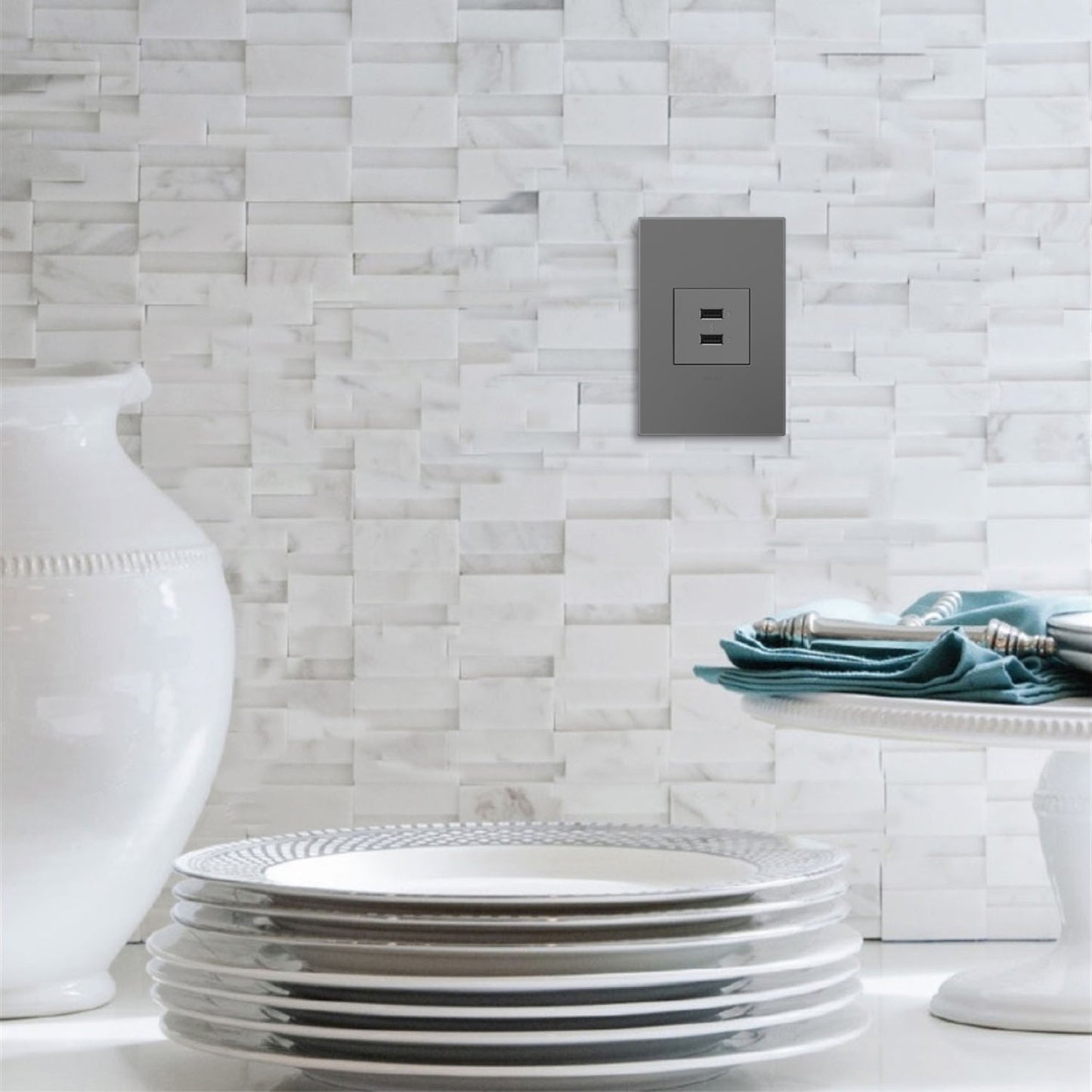 Legrand-ARUSB2AA6M4|ALT|8