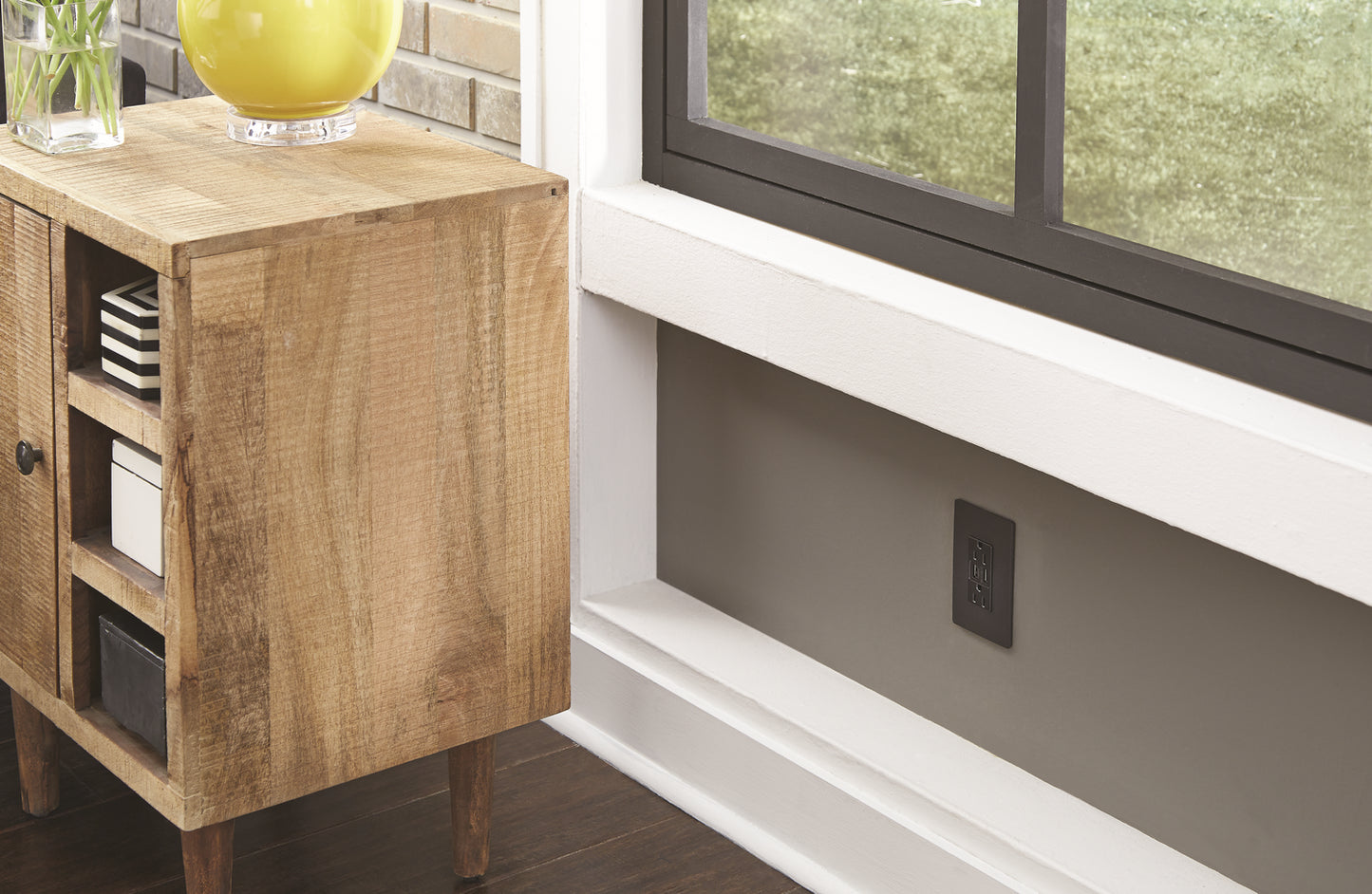 Legrand-TM826USBGCCV4|ALT|9