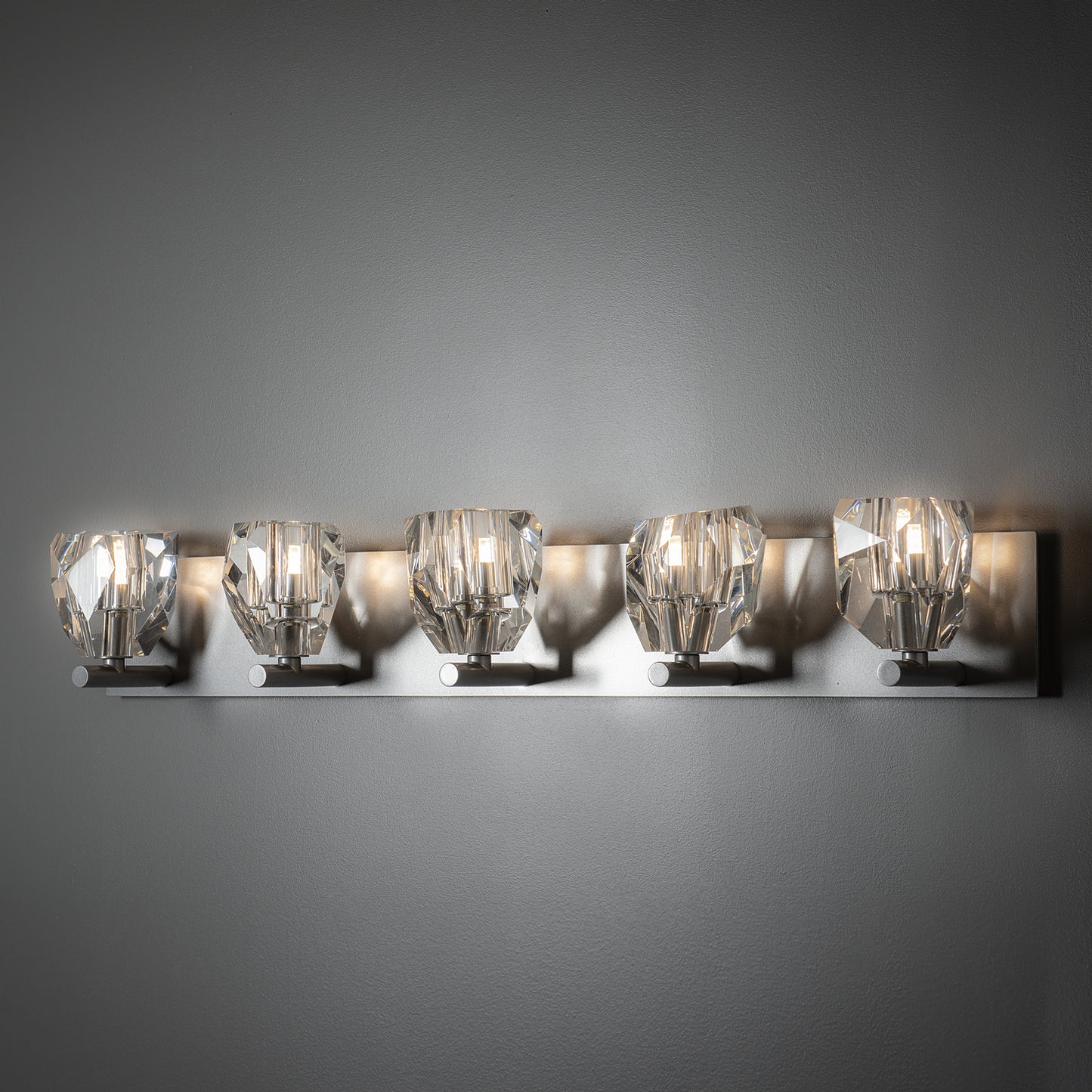 Hubbardton Forge-201323-SKT-82-CR|ALT|3