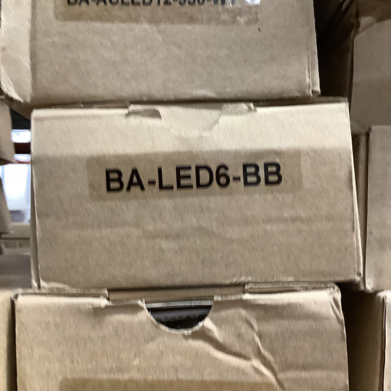 WAC Lighting 18" Length 3000K High Output LED Under Cabinet Light Bar (Final Sale)